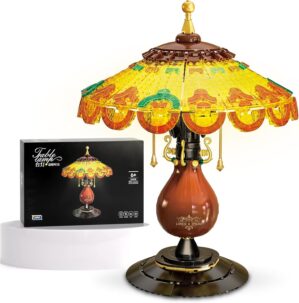 Retro-Style Table Lamp Toy Building Set, Home Décor Accessory for Adults, Cute Building Blocks Set for Couples, Mother’s Day Decoration – 804 Pieces (Mini Building Blocks)