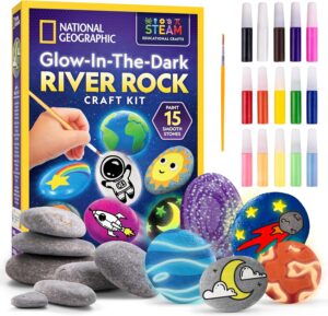 NATIONAL GEOGRAPHIC Glow in The Dark Rock Painting Kit – Crafts for Kids, Decorate 15 River Rocks with 15 Paint Colors & Art Supplies